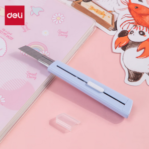 得力(deli)2038 马卡龙色美工刀 浅绿